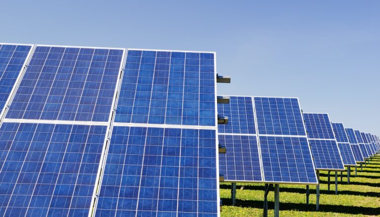 India Grid Trust Signs $199 M Contract with ReNew Solar Urja 